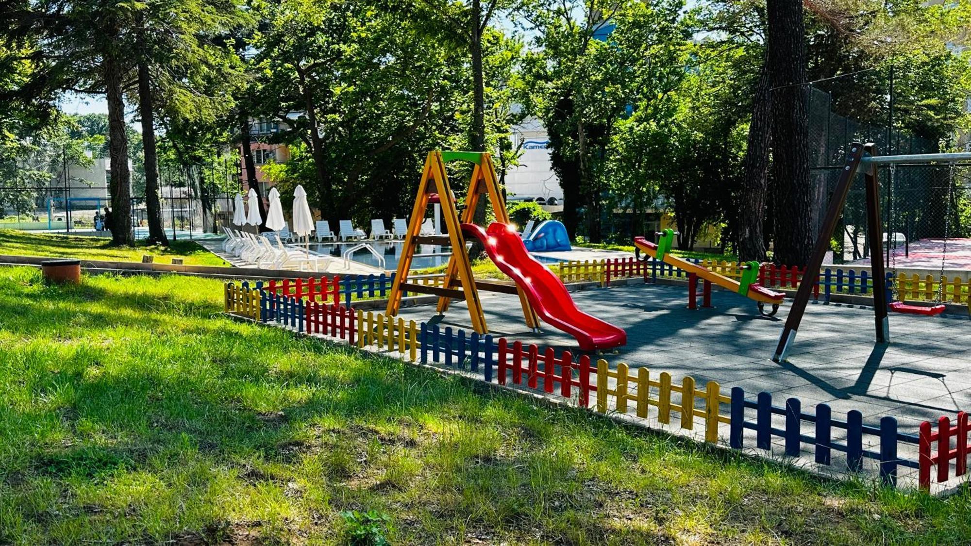 Queen Nelly Park Kiten  Exterior foto